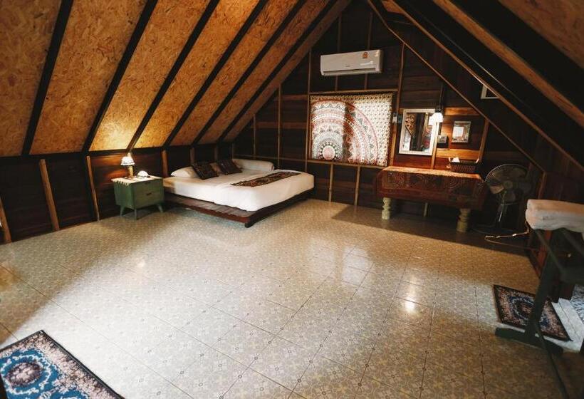 اتاق لوکس با تخت بزرگ, Coco Camping Koh Kood
