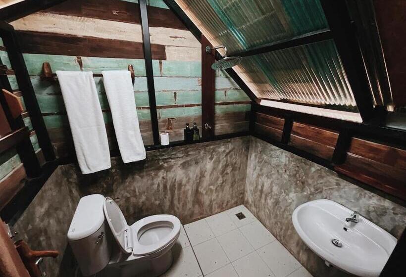 اتاق اکونومی, Coco Camping Koh Kood