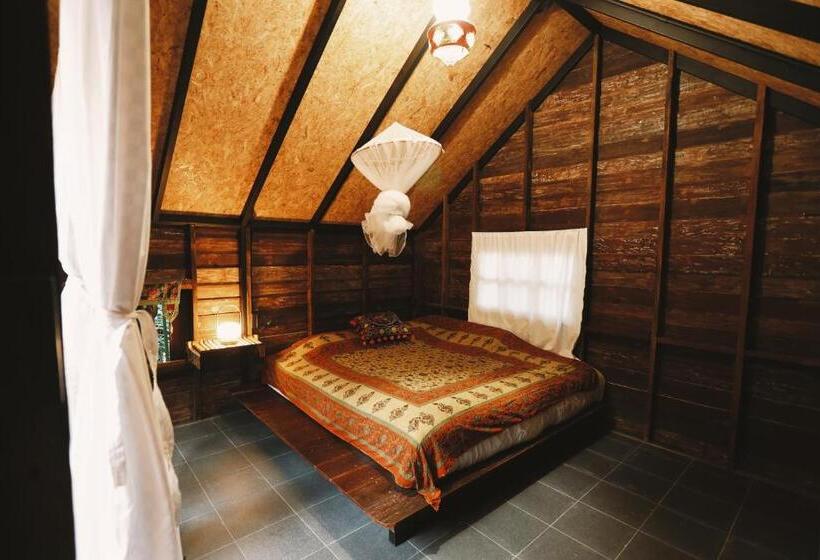 اتاق اکونومی, Coco Camping Koh Kood