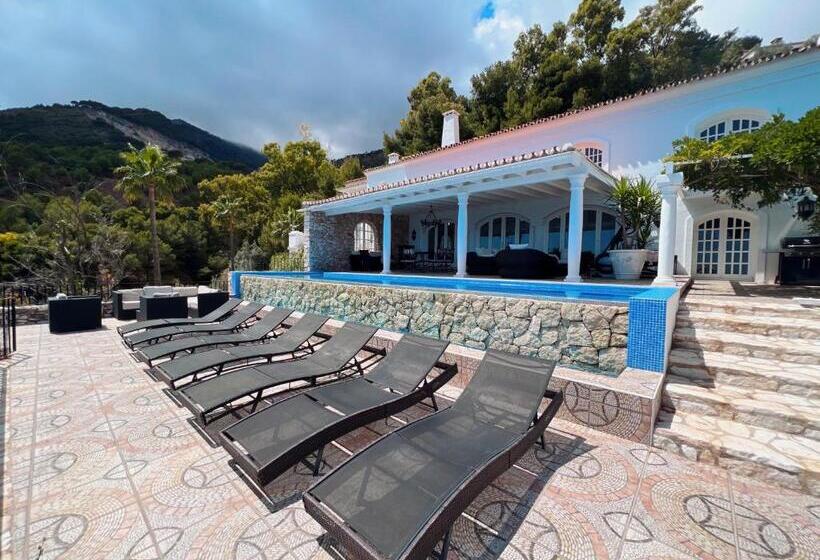 디럭스 룸 킹사이즈 침대, Villa Pureza