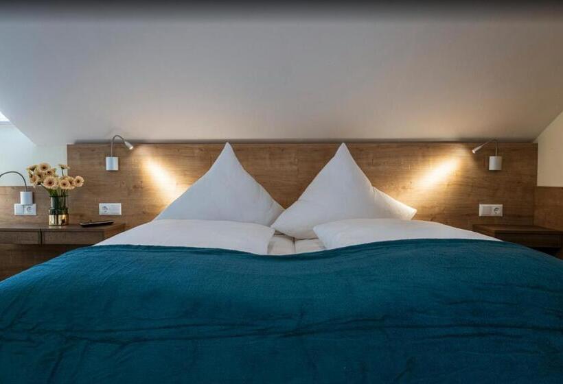 اتاق استاندارد, Gasthof Hotel Drei Tannen Altdorf