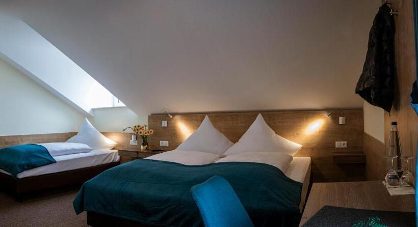 اتاق استاندارد سه نفره, Gasthof Hotel Drei Tannen Altdorf