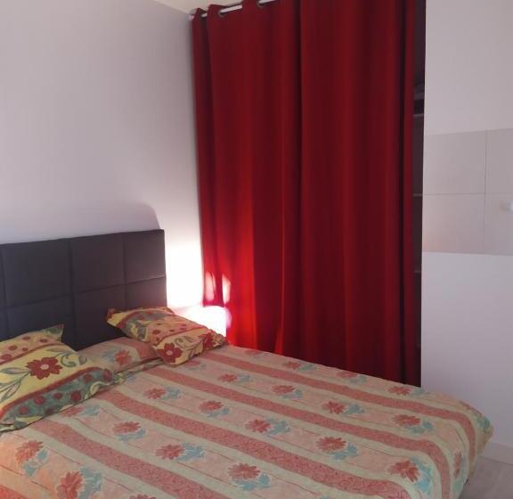 آپارتمان 2 خوابه, Ty Sam Bretagne   Bel Appartement Maison Rdc Terrasse T3 T4 Proche Plages Et Commerces