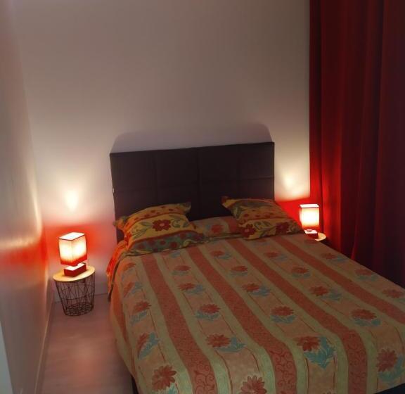 آپارتمان 2 خوابه, Ty Sam Bretagne   Bel Appartement Maison Rdc Terrasse T3 T4 Proche Plages Et Commerces