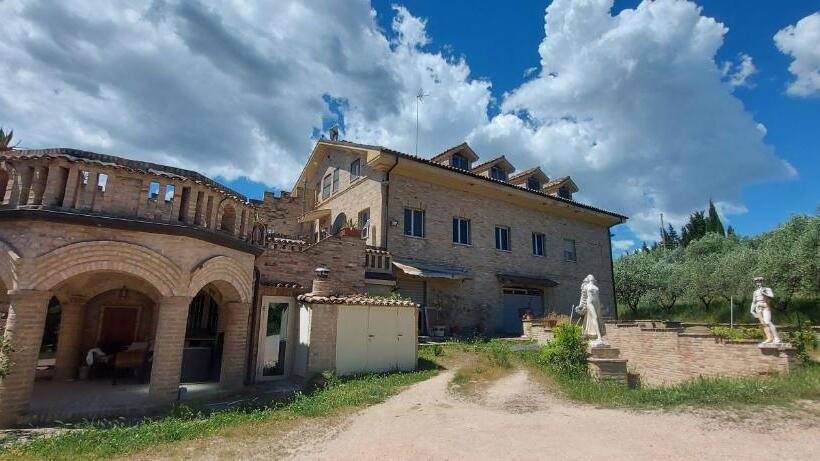 اتاق استاندارد, Villa Quadrifoglio