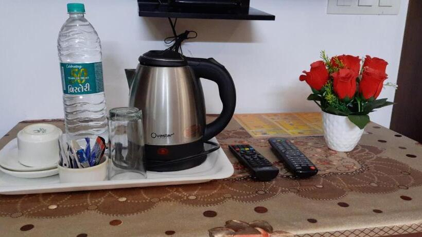 اتاق لوکس با بالکن, Sunrise B&b