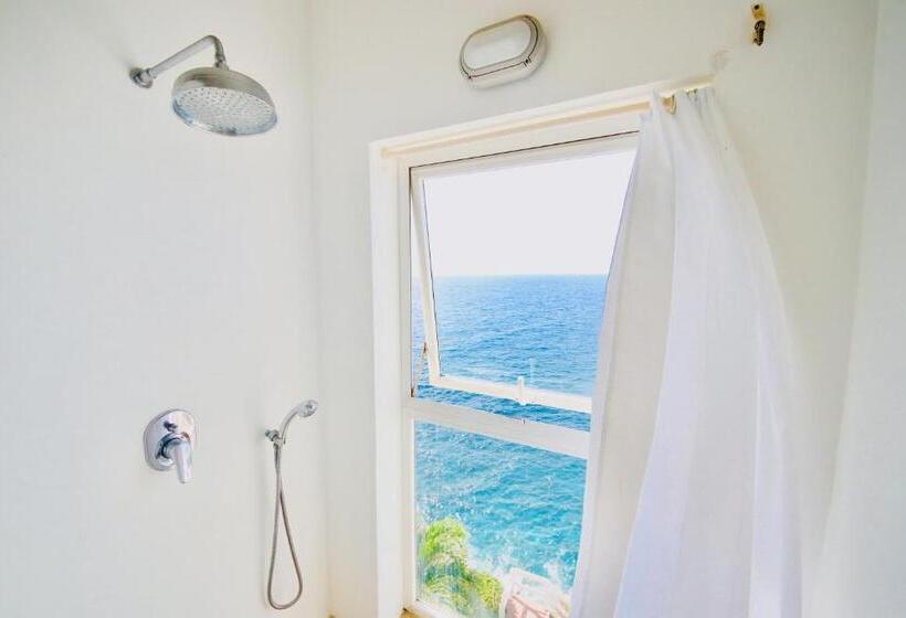 اتاق استاندارد با چشم‌انداز دریا, Dolcevita Cliff Private Resort By Klabhouse   Adults Only
