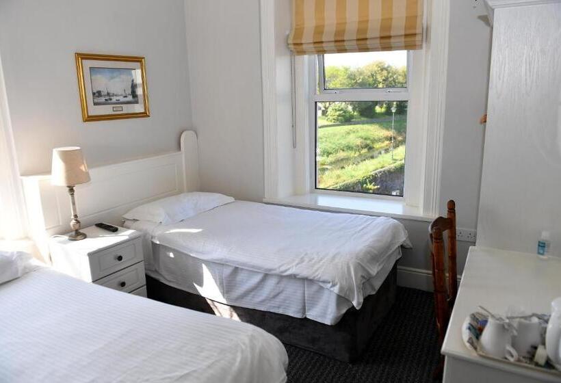 اتاق استاندارد, Railway House Guest House