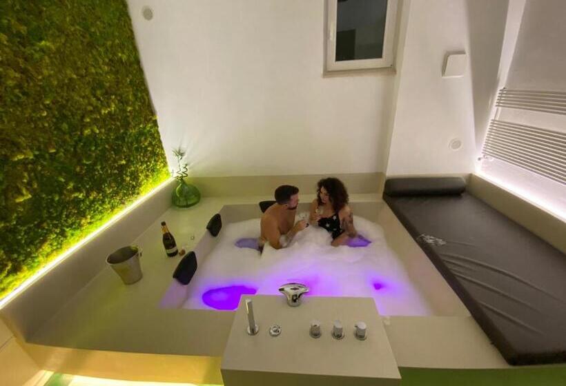 اتاق استاندارد با تخت بزرگ, Suite61