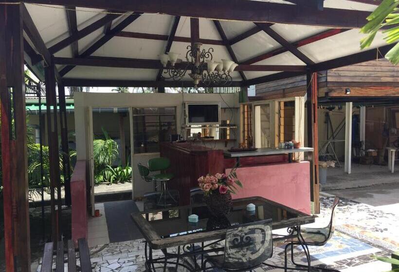 استودیو خانوادگی, Fengshui Residence