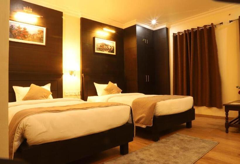 اتاق استاندارد, Maden Inn
