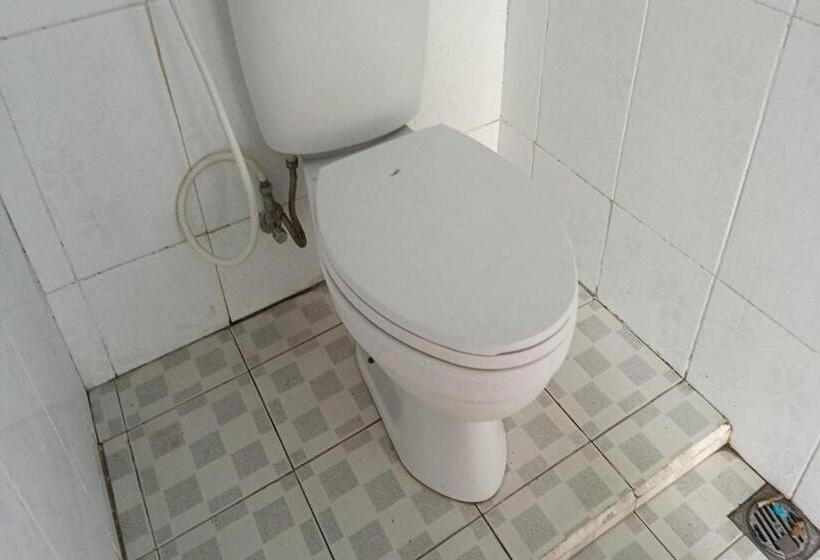 اتاق لوکس, Oyo 93359 Kawi Homestay