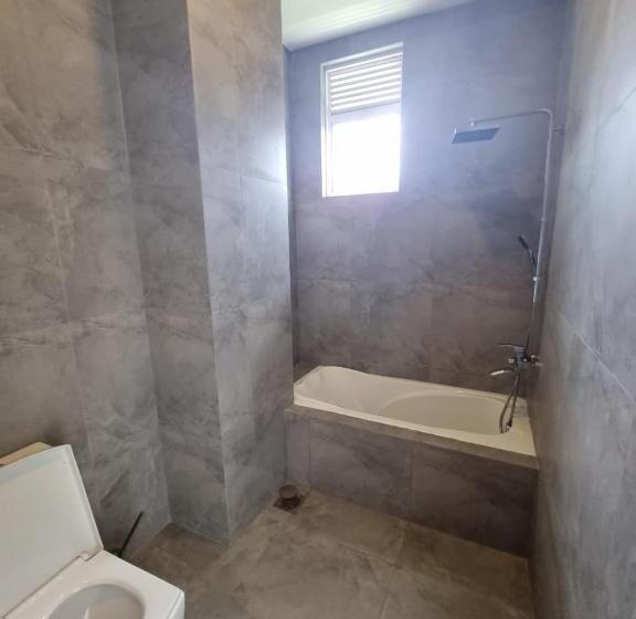 آپارتمان 1 خوابه, Legends Towers Apartments