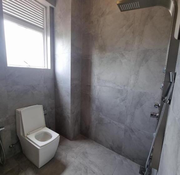 آپارتمان 1 خوابه, Legends Towers Apartments