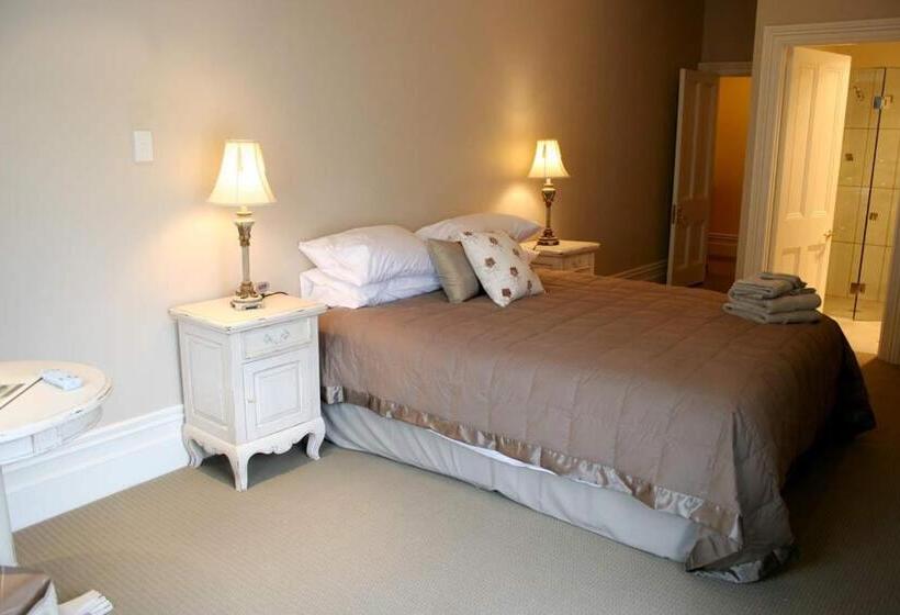 اتاق لوکس با تخت بزرگ, Nelson Heights Bed & Breakfast