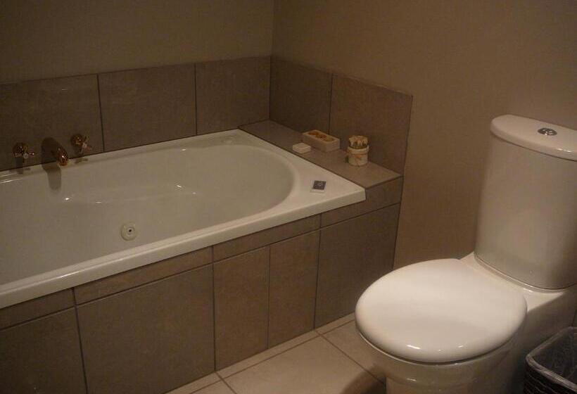 اتاق لوکس با تخت بزرگ, Nelson Heights Bed & Breakfast