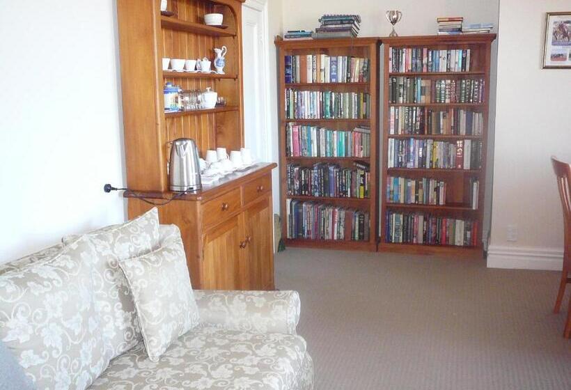 اتاق لوکس با تخت بزرگ, Nelson Heights Bed & Breakfast