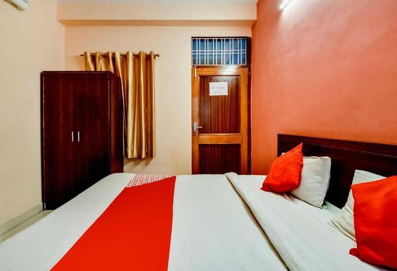 اتاق کلاسیک سه تخته, Oyo Flagship Hotel Ganesham