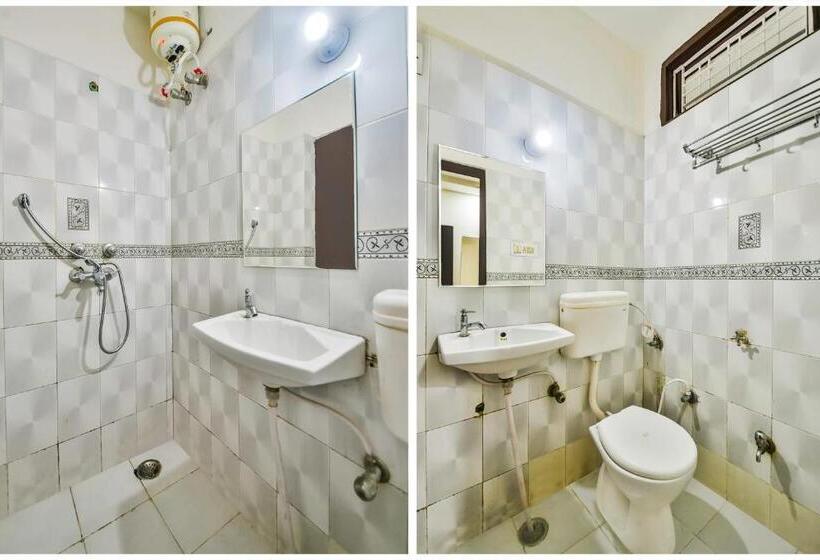 اتاق کلاسیک سه تخته, Oyo Hotel Tirupati Residency