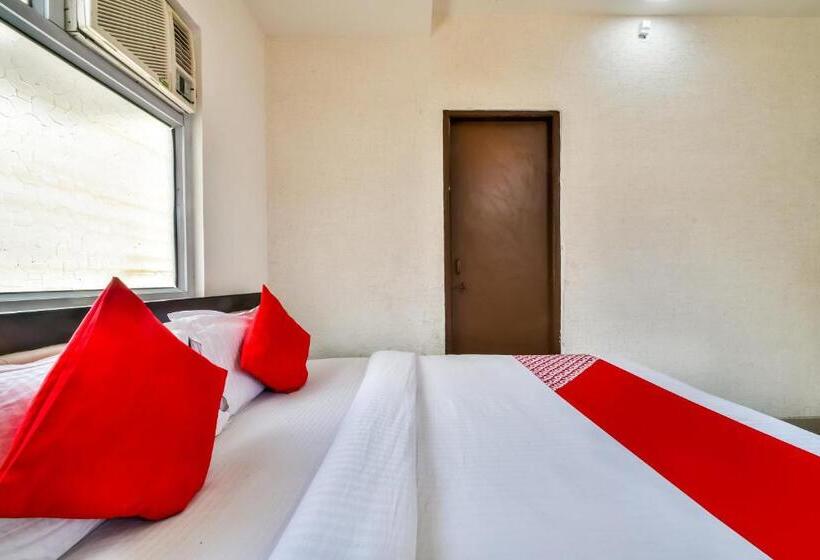 اتاق کلاسیک سه تخته, Oyo Hotel Tirupati Residency