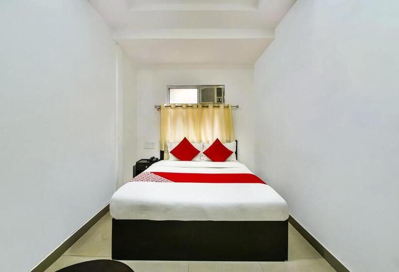 اتاق کلاسیک سه تخته, Oyo Hotel Tirupati Residency