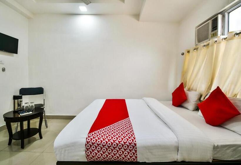 اتاق کلاسیک سه تخته, Oyo Hotel Tirupati Residency