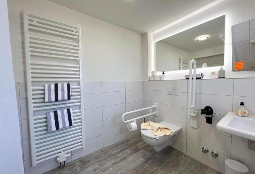 اتاق استاندارد چهار تخته, Kapitaenshaus Lassen Zimmer Atlantis