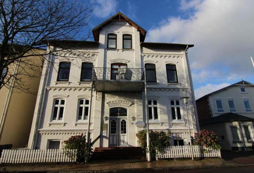 اتاق استاندارد یک نفره, Kapitaenshaus Lassen Zimmer Bounty