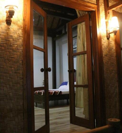 اتاق استاندارد, Larosa Homestay