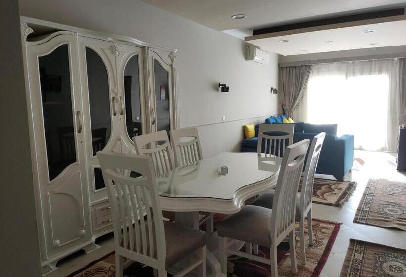 آپارتمان 3 خوابه, Luxury Host  219  Dream Land