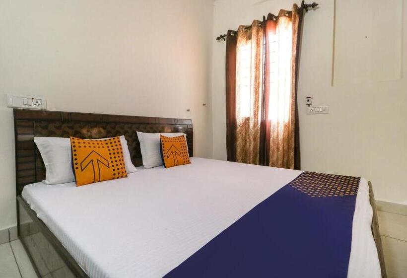 اتاق کلاسیک سه تخته, Spot On 66973 Hotel Chandigarh Highway
