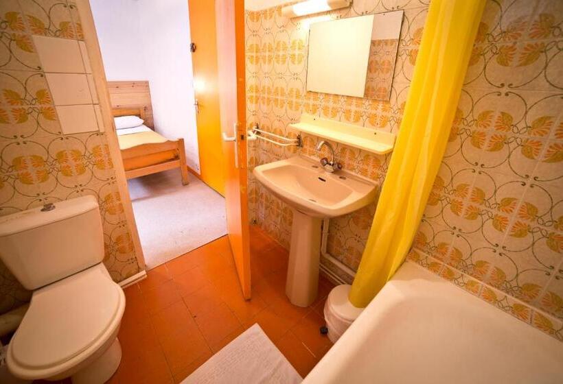 اتاق استاندارد, Centre De Vacances Le Val D Escreins