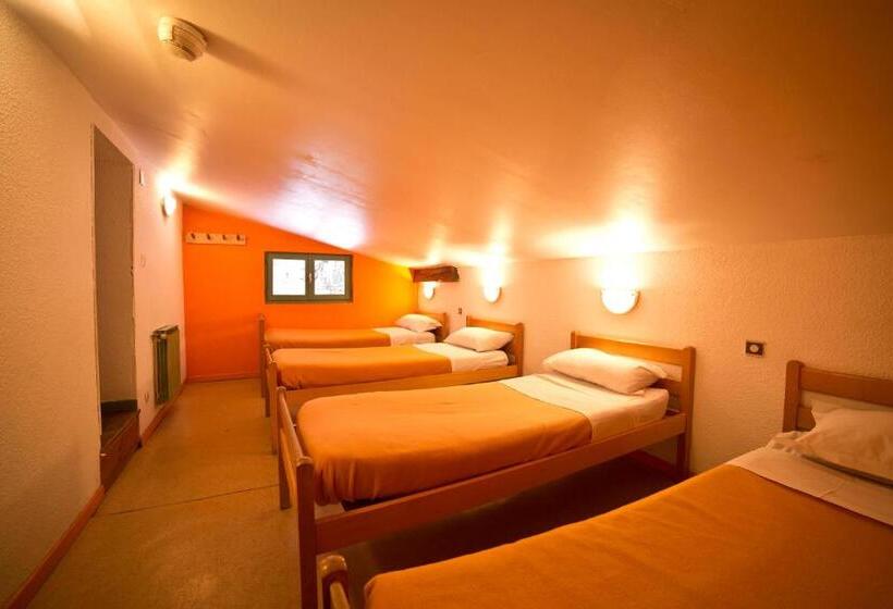 اتاق استاندارد چهار تخته, Centre De Vacances Le Val D Escreins