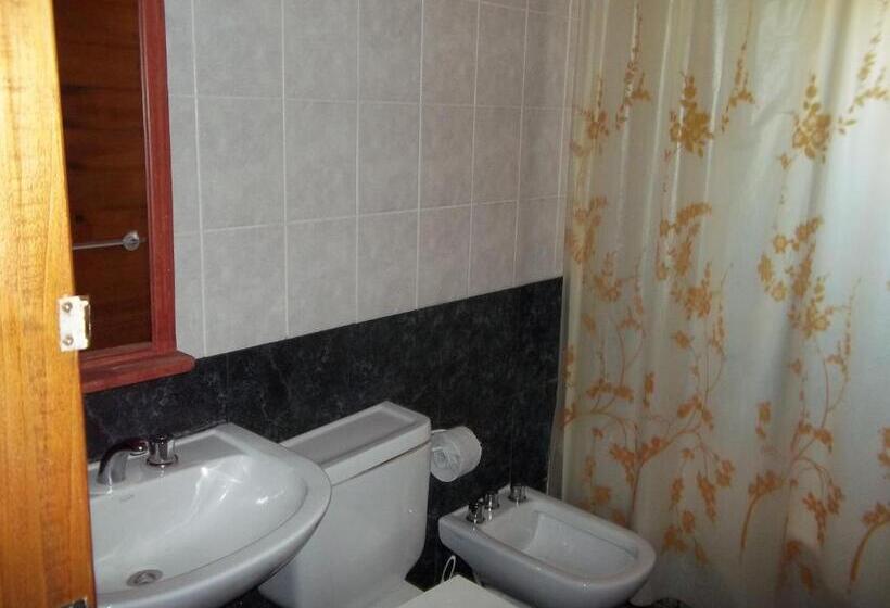 بانگلوی استاندارد, La Posada Del Mar
