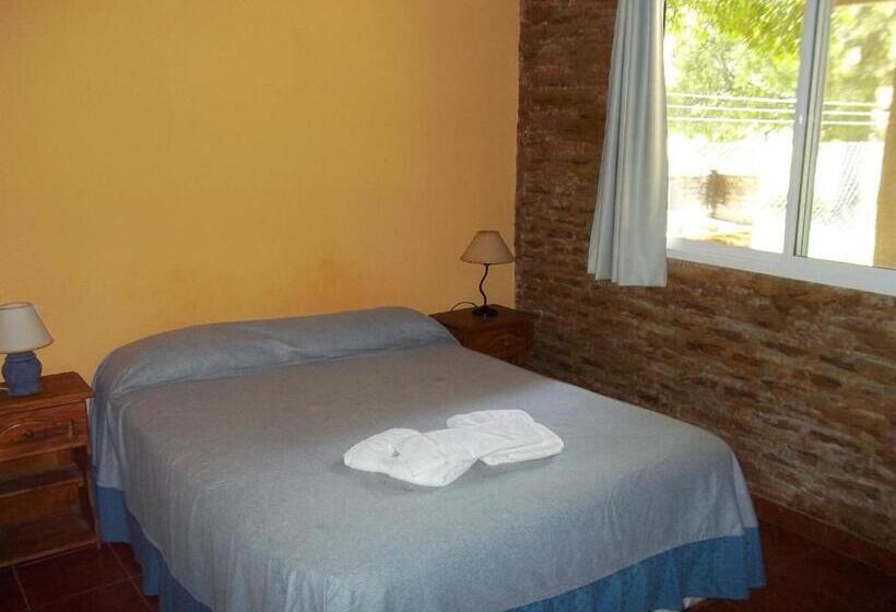 بانگلوی استاندارد, La Posada Del Mar