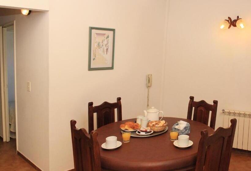 آپارتمان 2 خوابه, Amari Suites