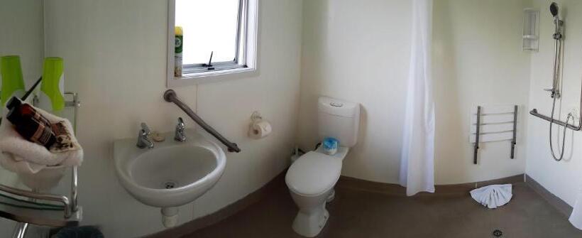 سوئیت 2 خوابه, Aurora City Suites Motel