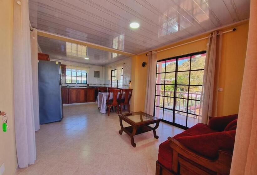 דירה בת חדר שינה 1 עם מרפסת, Posada Seven Colours Ocean