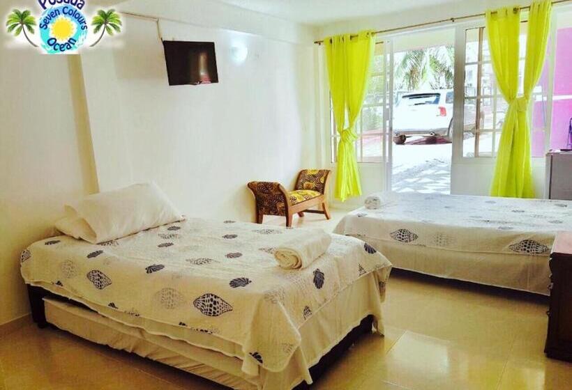 חדר סטנדרט לשלושה, Posada Seven Colours Ocean