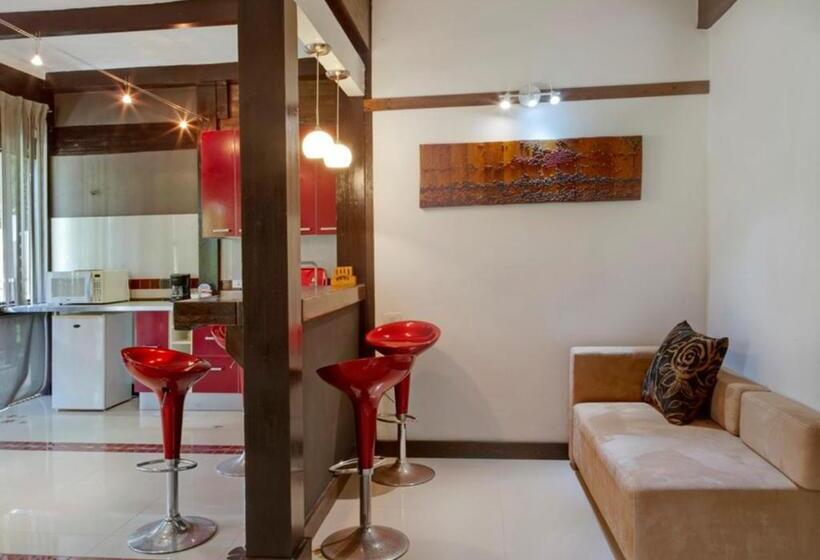 سوئیت 2 خوابه, Chaykovski Boutique H