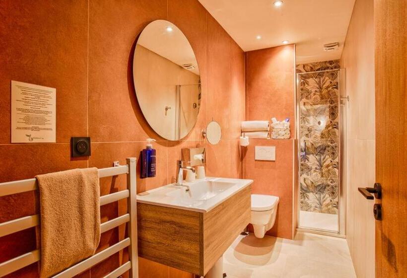 اتاق استاندارد, Le Castel Cabourg Hôtel & Spa  Restaurant La Calypso