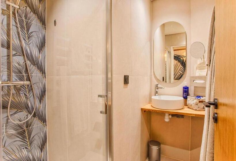 اتاق استاندارد یک نفره, Le Castel Cabourg Hôtel & Spa  Restaurant La Calypso