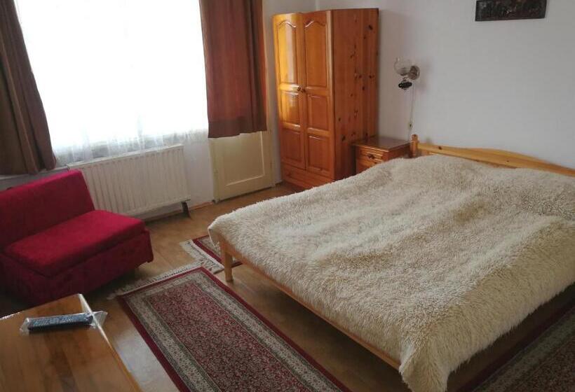 اتاق استاندارد با بالکن, Guest Rooms Metaksinovi