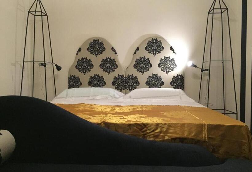 اتاق لوکس, Locus Amoenus Luxury Rooms