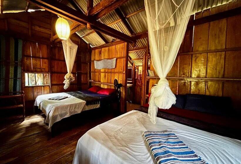 اتاق استاندارد با بالکن, Easy Tiger Garden Bungalows   By Beach House Cambodia