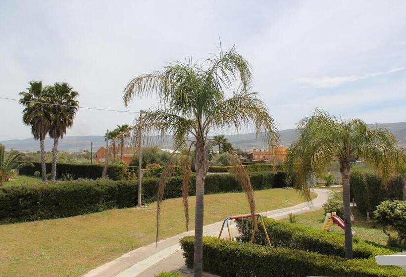 اتاق استاندارد با تخت بزرگ, Sicilia Bedda B&b