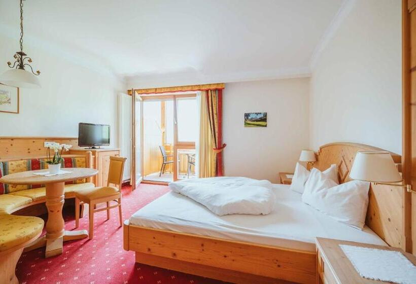 اتاق استاندارد با چشم‌انداز کوهستان, Wanderhotel Teiserhof