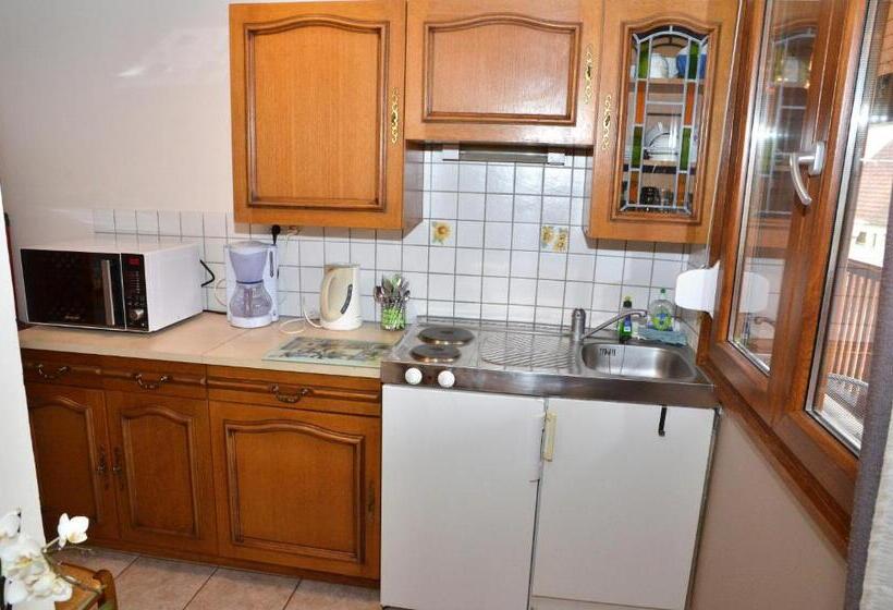 استودیو استاندارد با چشم‌انداز, Chambres D Hôtes Arnold