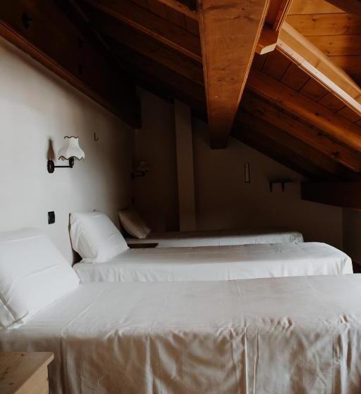اتاق خانوادگی, Principessa Giovanna Boutique Chalet