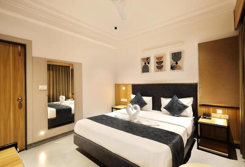 اتاق لوکس, Sparkle Inn